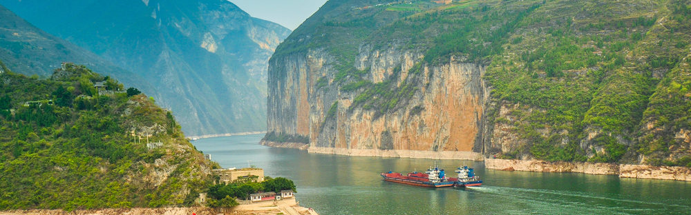 Croisière sur le fleuve du Yangtzé traversant les gorges