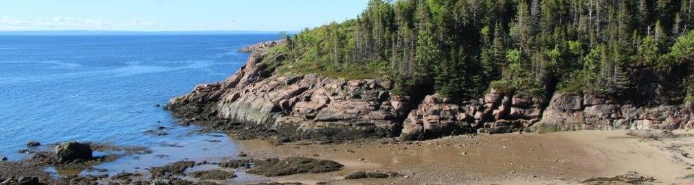 Paysage rocheux aux Escoumins au Québec