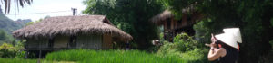 Entrée du village de la minorité Muong, Hoa Binh, Vietnam