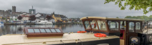 Péniche sur les bords de la rivière Shannon, Athlone, Irlande