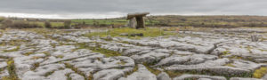 Dolmen de Poulnaborne, Burren, Co. Clare, Irlande