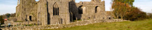 Ruines médiévales de Friary, Co Clare, Irlande