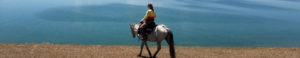 Balade à cheval près du lac Son Kol