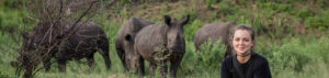 Pose photo avec rhinocéros en safari, Afrique du Sud